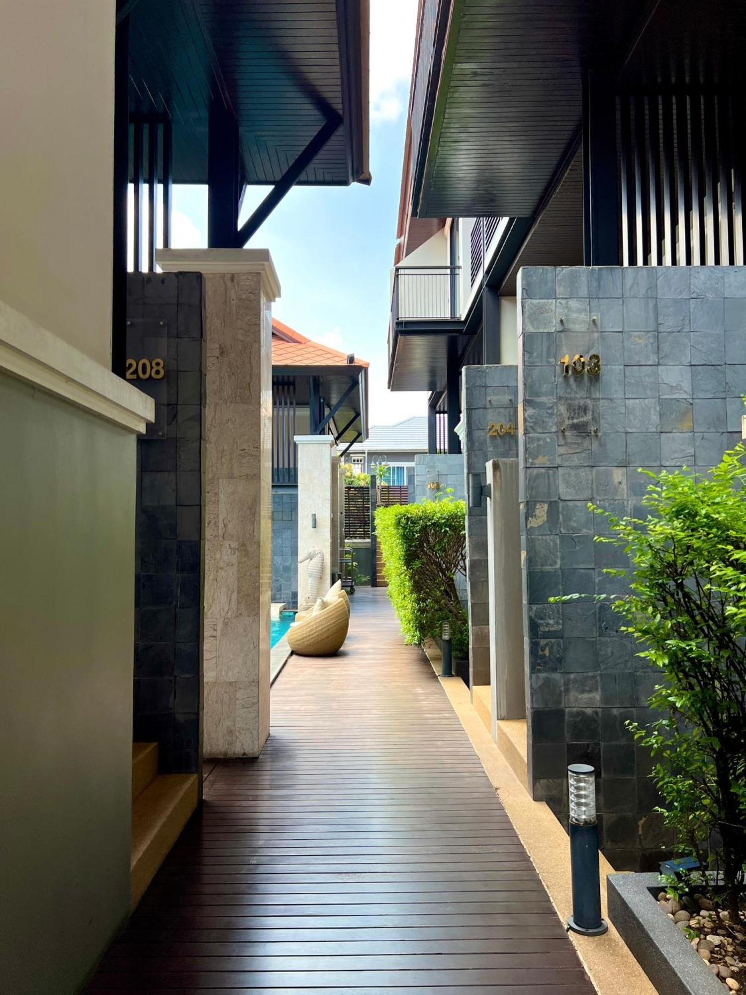 Yotaka Bangkok Hotel Exterior foto
