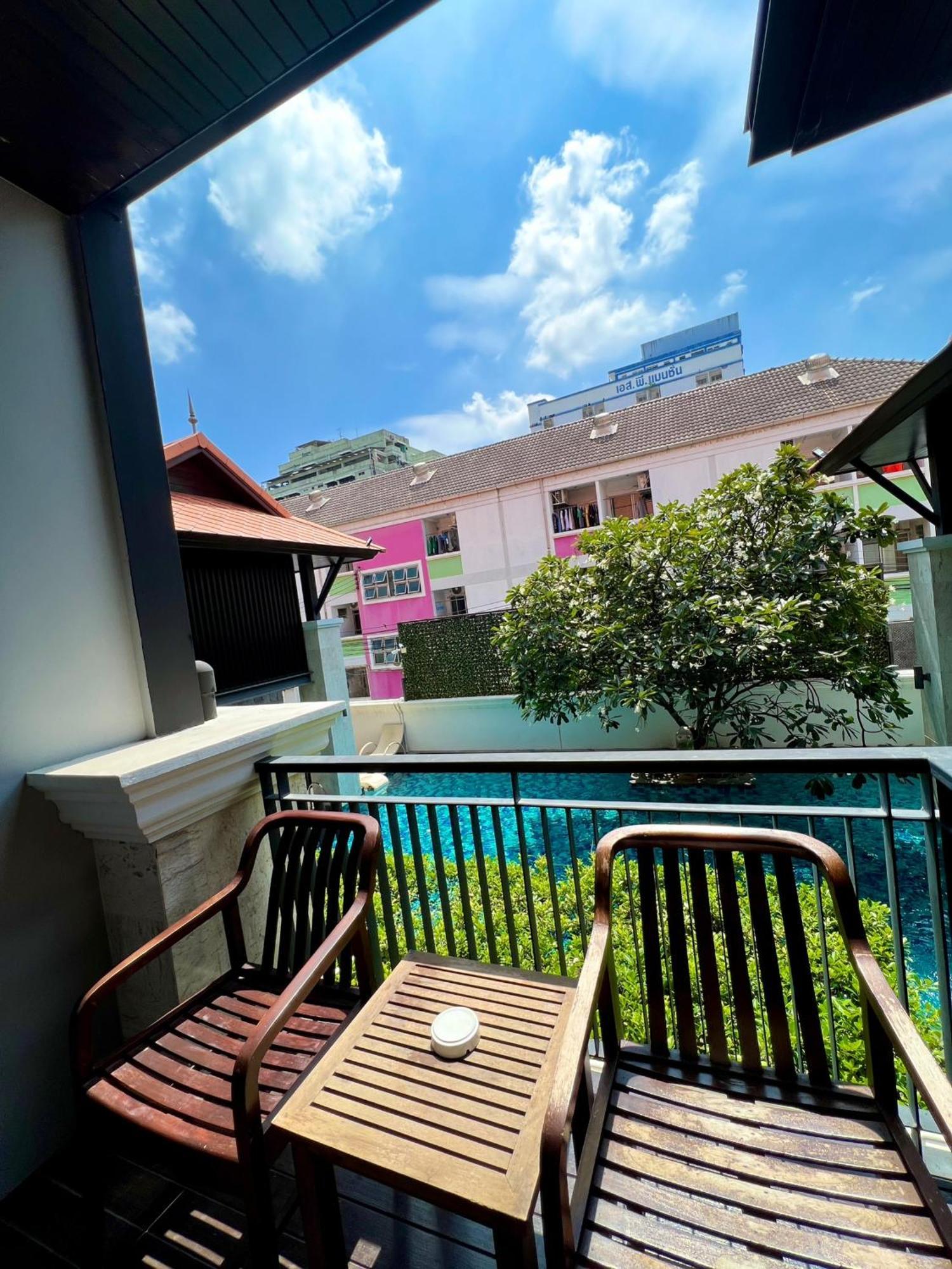 Yotaka Bangkok Hotel Exterior foto